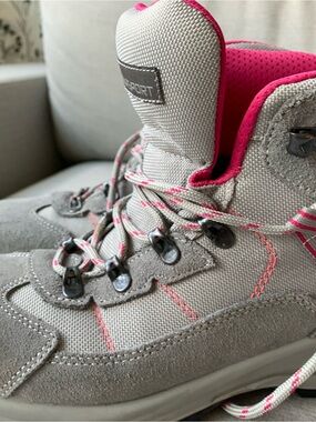 Garsport Light Gray Hiking Shoe with Pink Accents